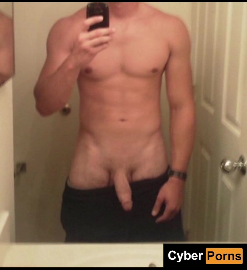 Luigi Mangione is exposed nude photos showing big cock!!!