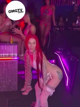 Bhad Bhabie / Danielle Bregoli – New nude video in the club!!!