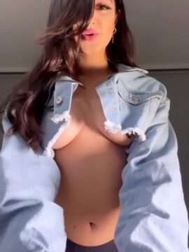 Diva Flawless Striptease Showing Off Her Hot Body